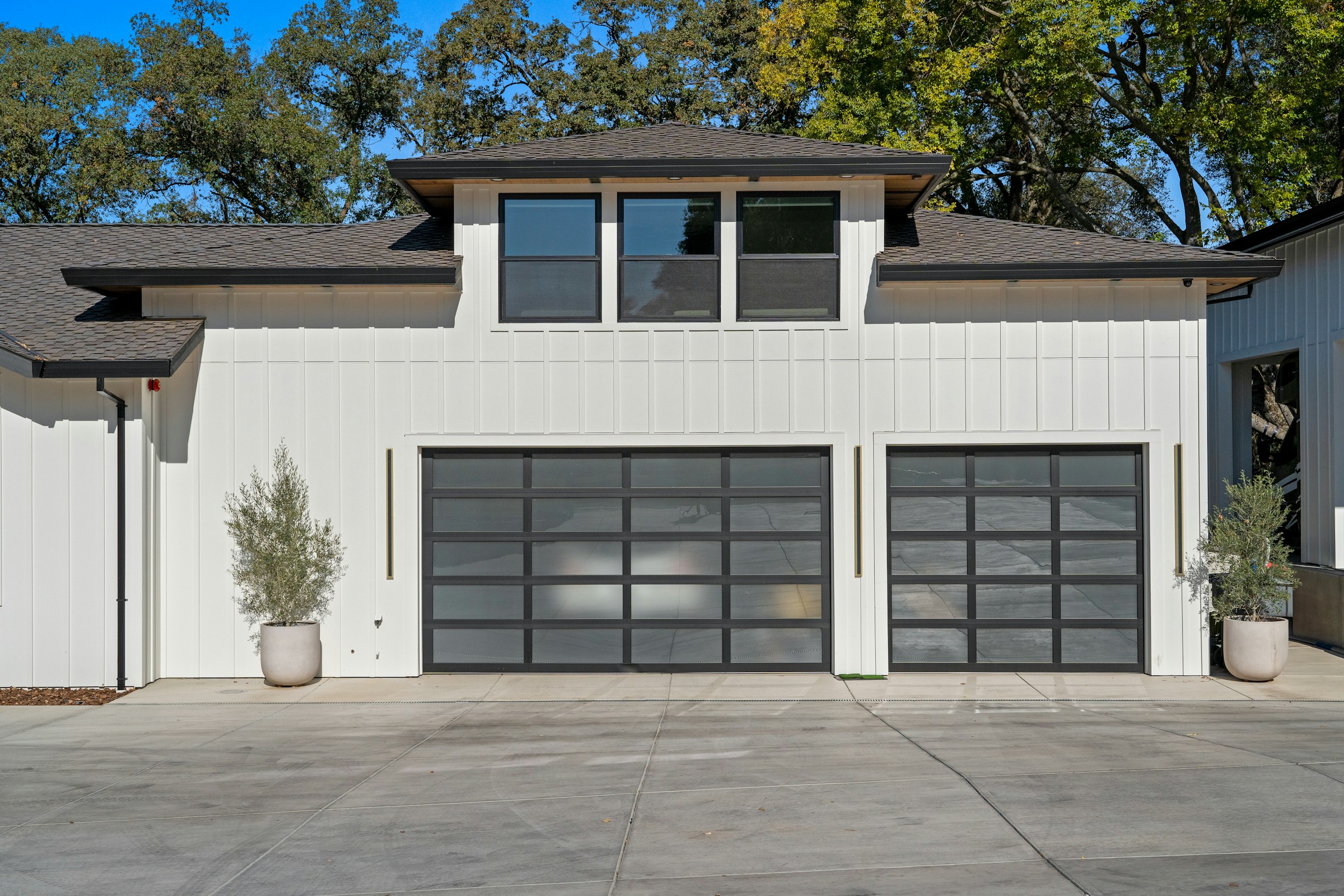 Modern residential garage door